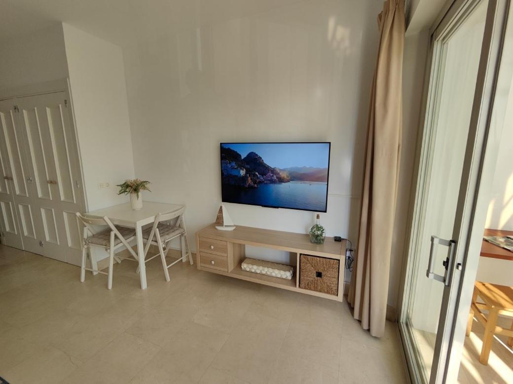 Estudio Puerto De Sotogrande 圣罗克 外观 照片